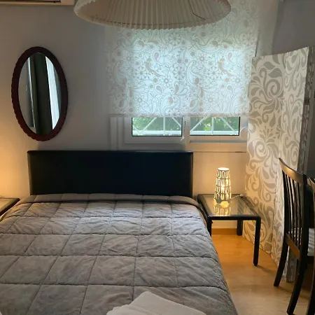 Awesome Home 3' From Metro-3