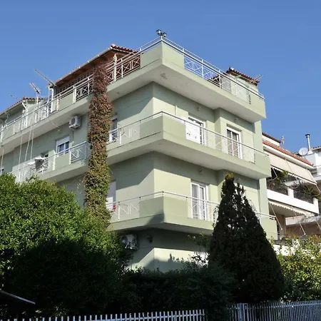 Awesome Home 3' From Metro-2